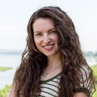 Ksenia S.