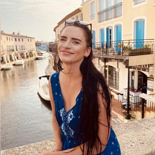 Jade D.