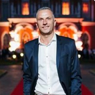 Виктор