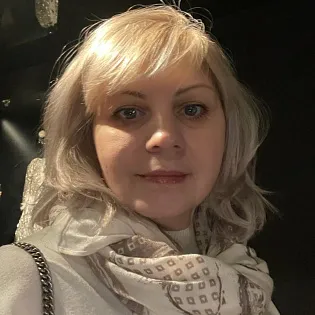 Elena 